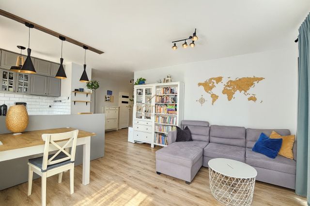 Mieszkanie 3-pokojowe Wrocław Krzyki, ul. Jesionowa. Zdjęcie 2