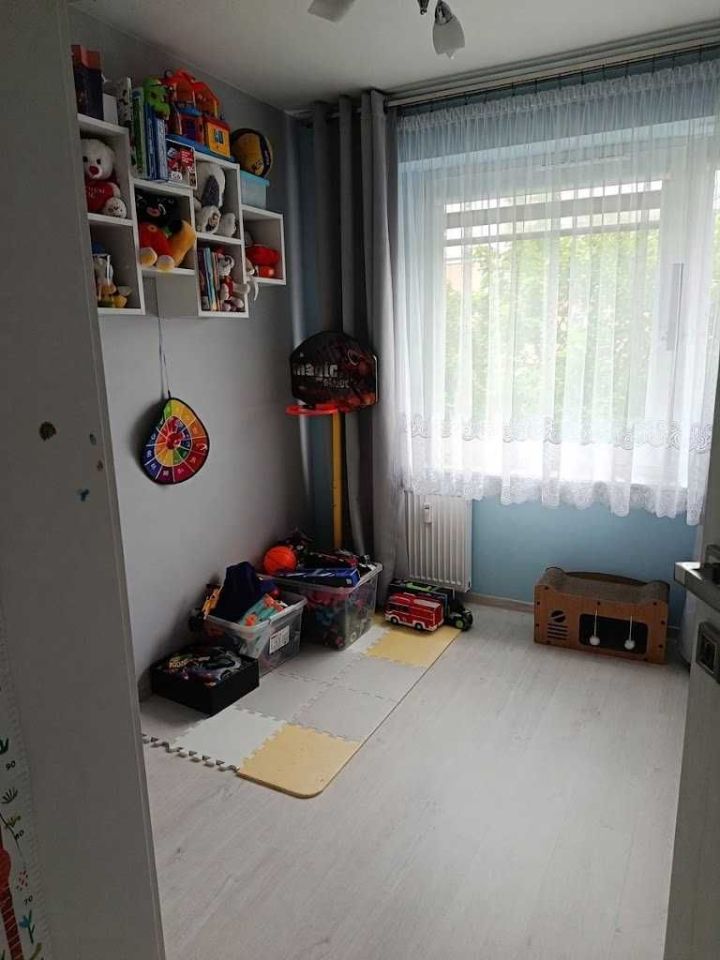Mieszkanie 3-pokojowe Stryków. Zdjęcie 4