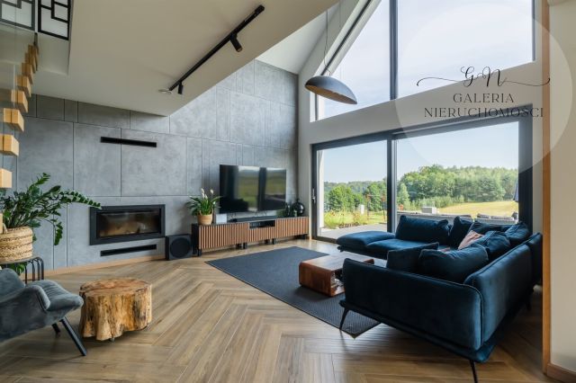 dom wolnostojący, 5 pokoi Zwierzewo. Zdjęcie 3