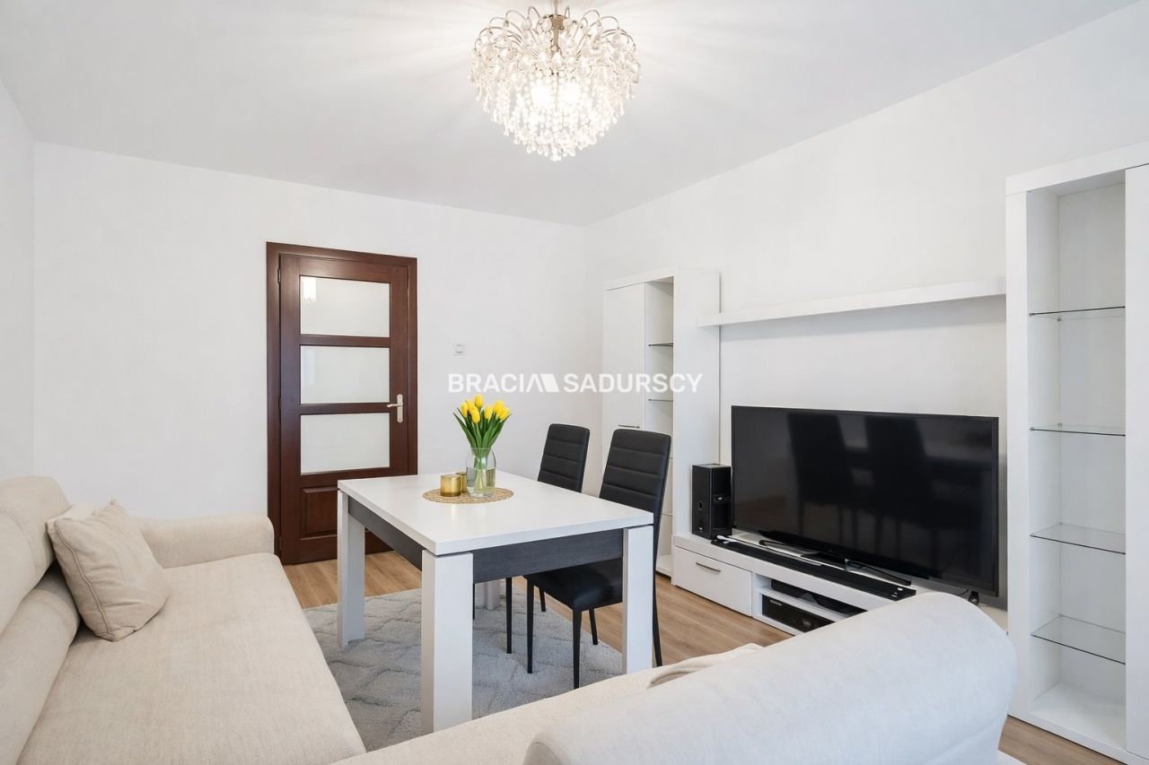 Mieszkanie 4-pokojowe Myślenice, os. Tysiąclecia. Zdjęcie 5