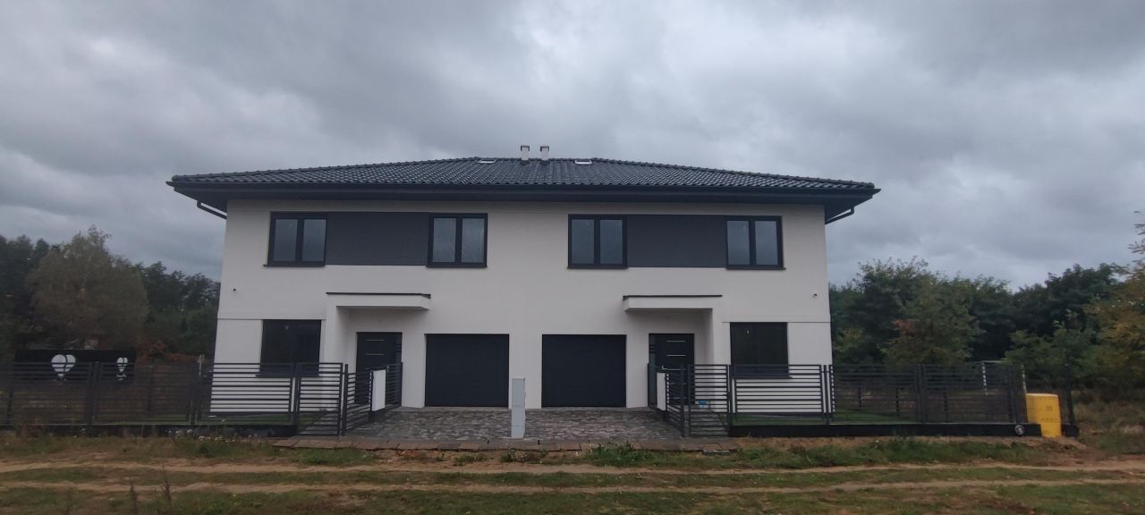 bliźniak, 5 pokoi Poznań Ławica, ul. Perzycka. Zdjęcie 2