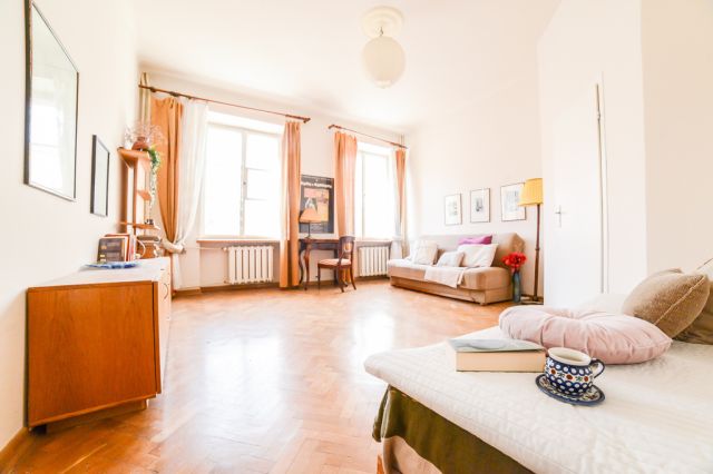 Mieszkanie 2-pokojowe Warszawa Śródmieście, ul. Krakowskie Przedmieście. Zdjęcie 6