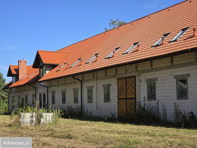 dom wolnostojący Adamówek, ul. Prosta. Zdjęcie 1