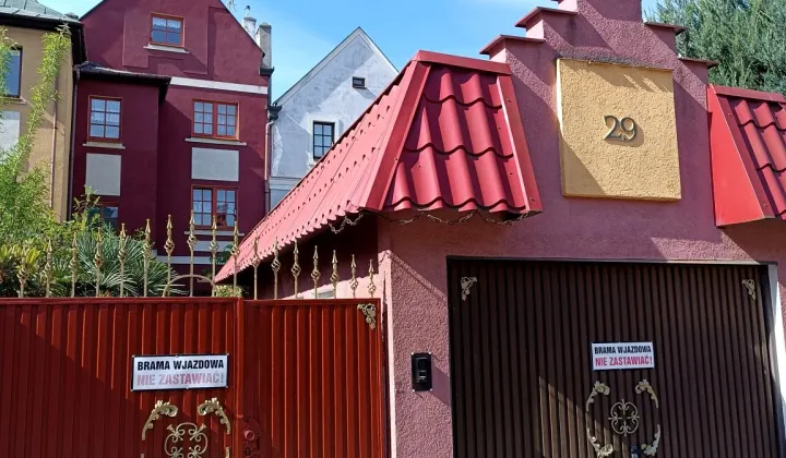kamienica, 5 pokoi Głogów Stare Miasto, Grodzka