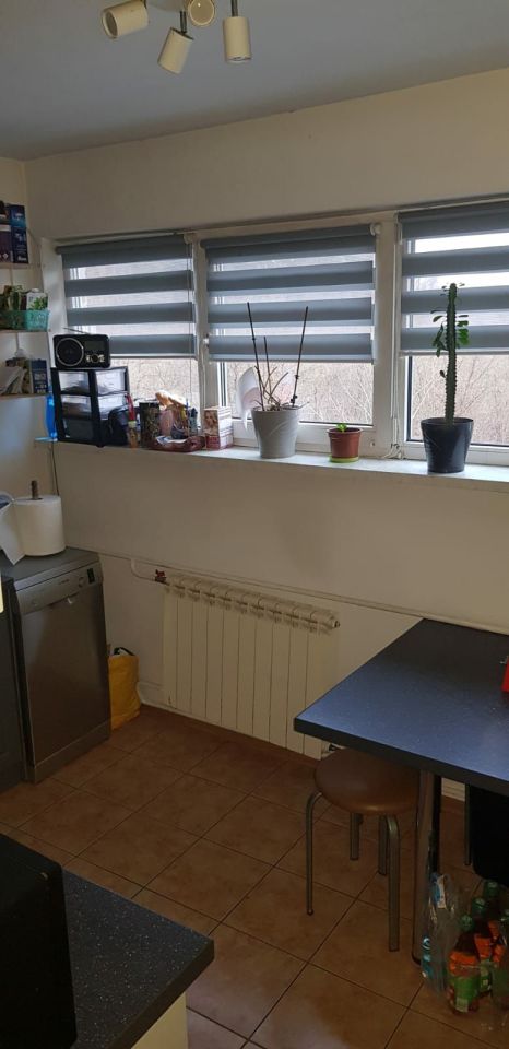 Mieszkanie 3-pokojowe Średnie Wielkie. Zdjęcie 5