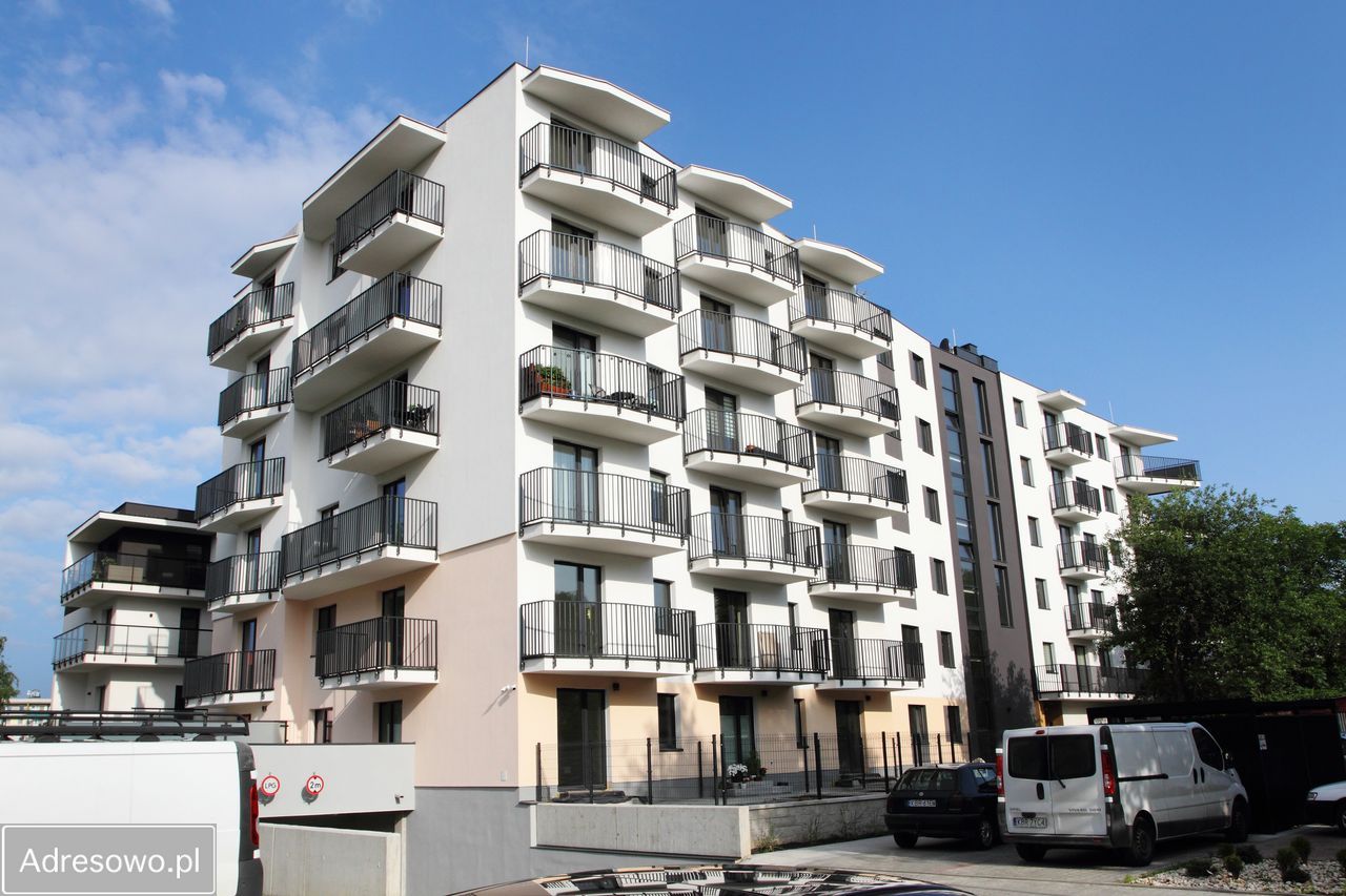 Mieszkanie 4-pokojowe Brzesko, ul. Królowej Jadwigi. Zdjęcie 2