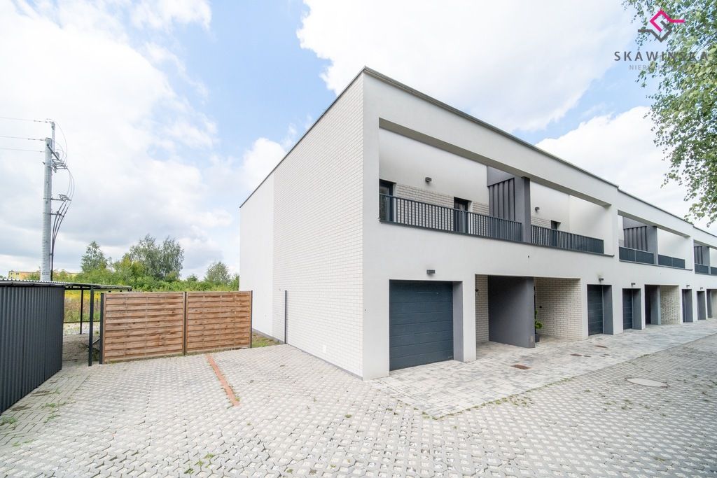 dom szeregowy, 5 pokoi Ostrów Wielkopolski, ul. Włodzimierza Lewandowskiego. Zdjęcie 2