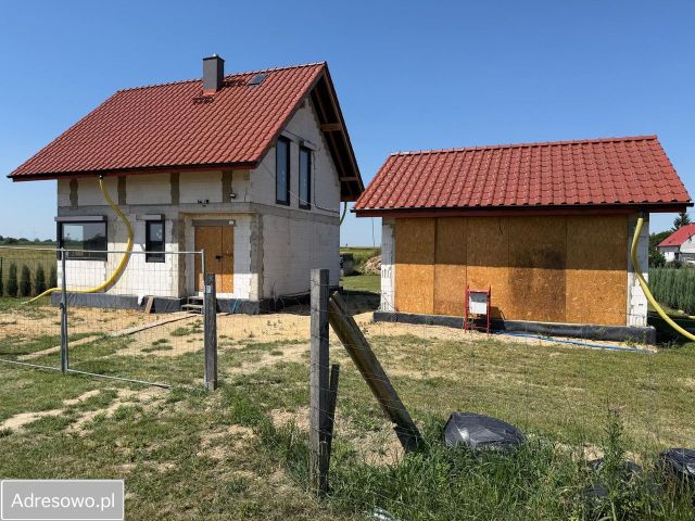 dom wolnostojący, 4 pokoje Świdnica Polska. Zdjęcie 1