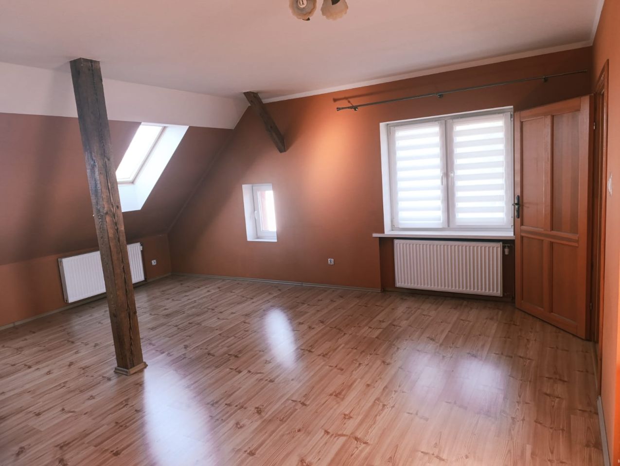 gospodarstwo, 7 pokoi Upadły. Zdjęcie 49