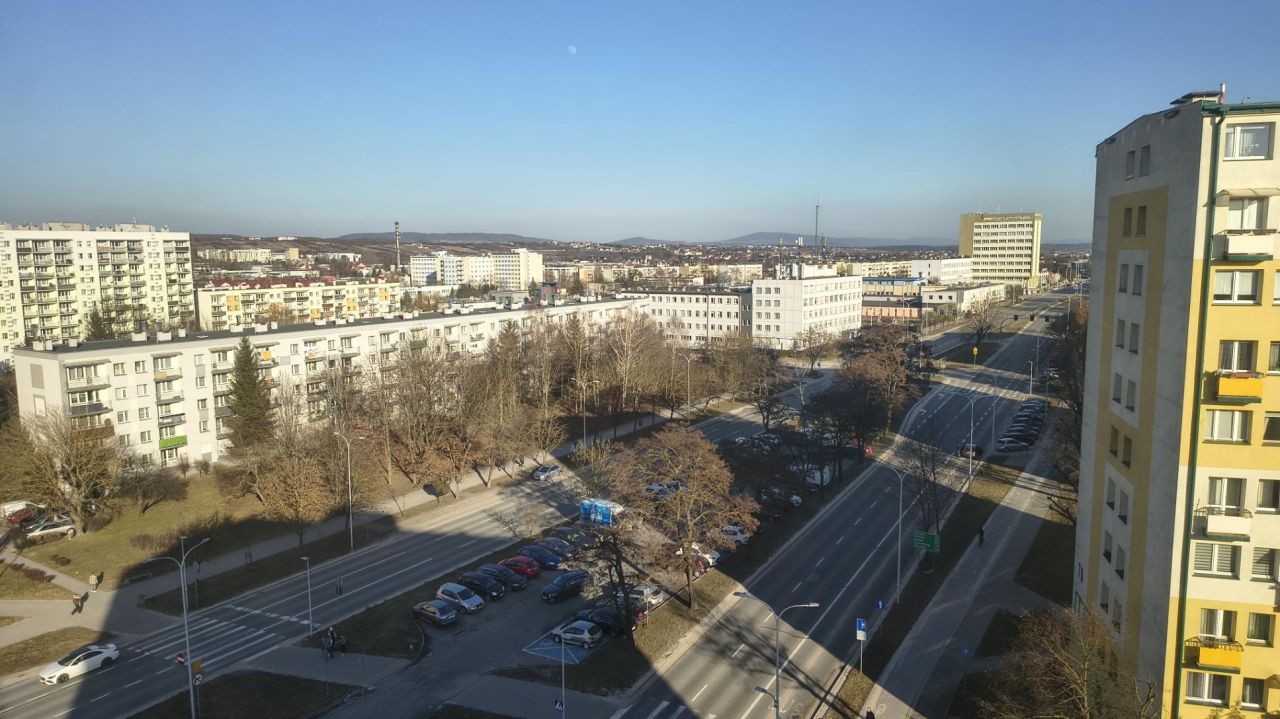 Mieszkanie 3-pokojowe Kielce KSM, ul. Sandomierska. Zdjęcie 1