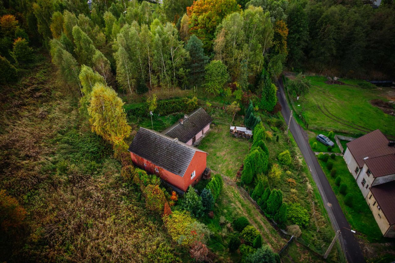 dom wolnostojący, 4 pokoje Kobyla, ul. Willowa. Zdjęcie 2