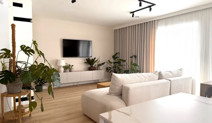 bliźniak, 5 pokoi Kalinówka, ul. Szmaragdowa