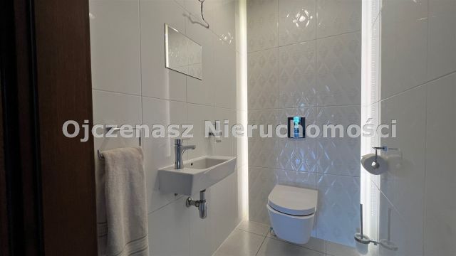 dom, 7 pokoi Niemcz. Zdjęcie 8