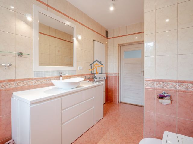 dom wolnostojący, 6 pokoi Rączna. Zdjęcie 35