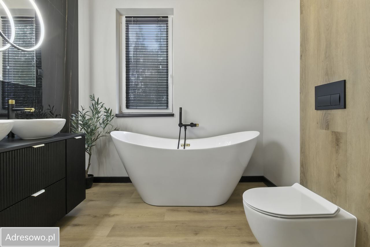 dom wolnostojący, 4 pokoje Dębe Wielkie. Zdjęcie 16