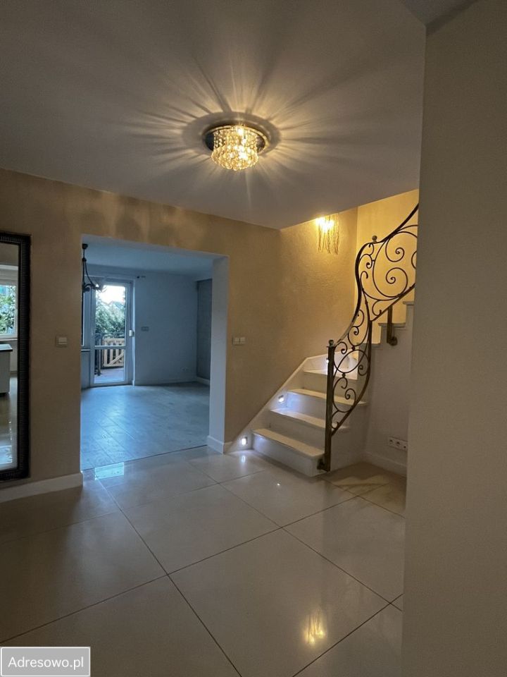 bliźniak, 9 pokoi Bolesławiec. Zdjęcie 17