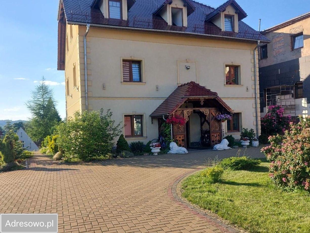 dom wolnostojący, 5 pokoi Jałowiec. Zdjęcie 3