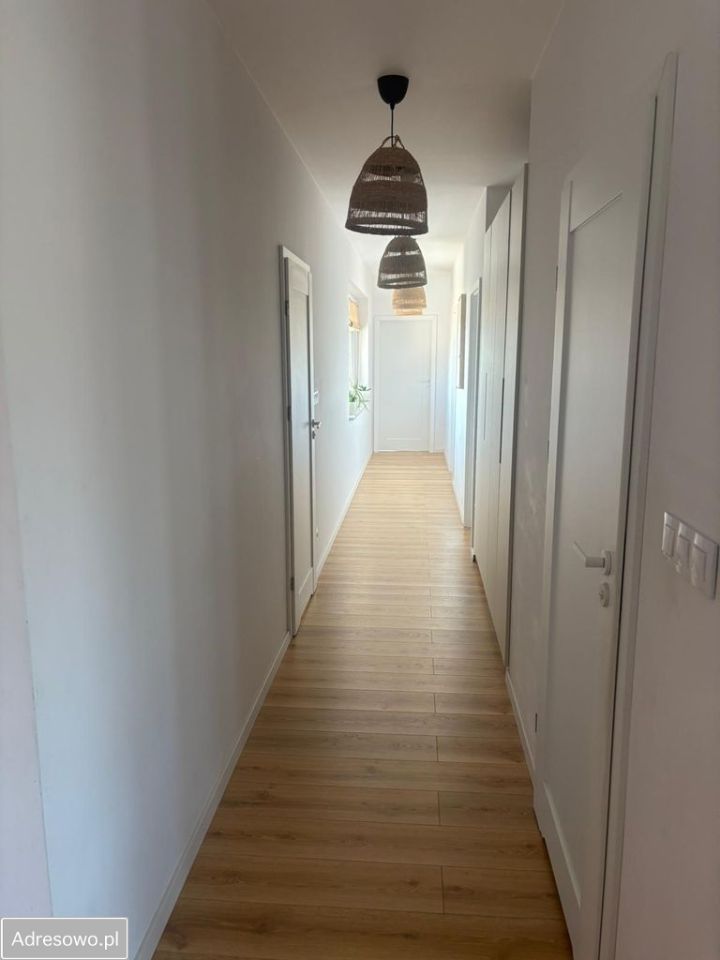 dom wolnostojący, 4 pokoje Białusny Lasek. Zdjęcie 6