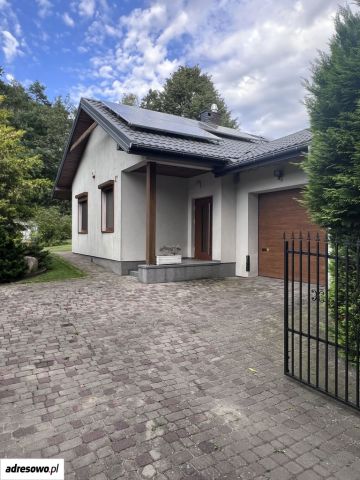 dom wolnostojący, 4 pokoje Józefów. Zdjęcie 1
