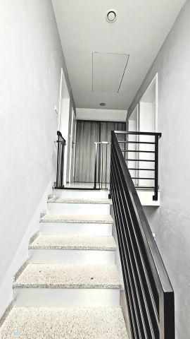 dom, 4 pokoje Oblęgór. Zdjęcie 17