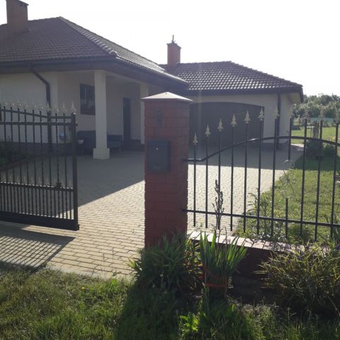 dom wolnostojący, 4 pokoje Dąbrowa Górnicza. Zdjęcie 1