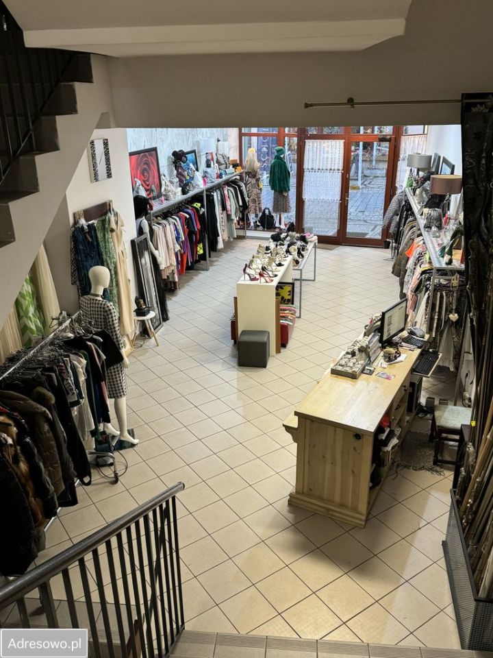 kamienica, 7 pokoi Jelenia Góra Centrum, ul. Marii Konopnickiej. Zdjęcie 15