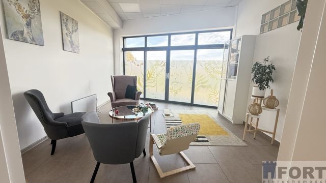 Nieruchomość komercyjna Dołuje, ul. Malwowa. Zdjęcie 5