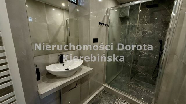 dom wolnostojący, 10 pokoi Tomaszów Mazowiecki. Zdjęcie 20