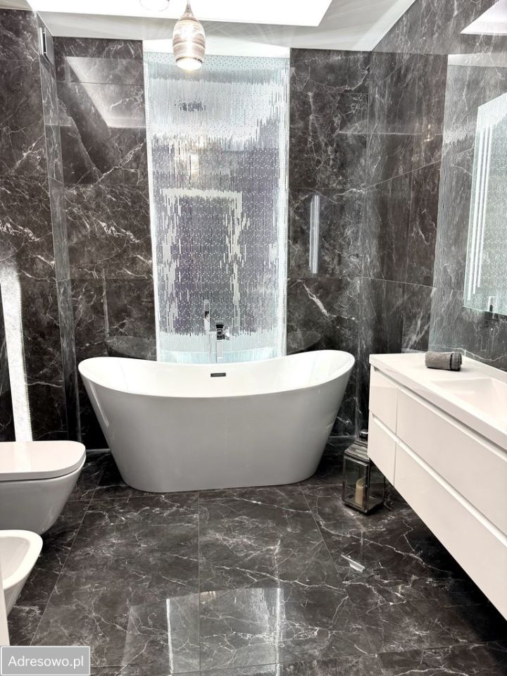 dom wolnostojący, 4 pokoje Kobylice. Zdjęcie 8