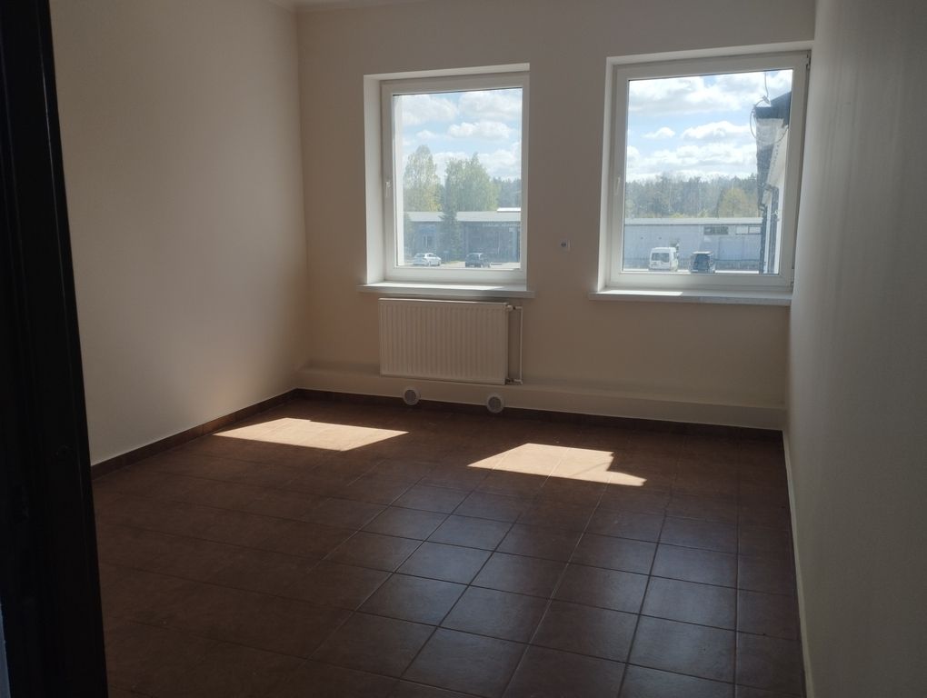 Hala/magazyn Drzewica. Zdjęcie 3