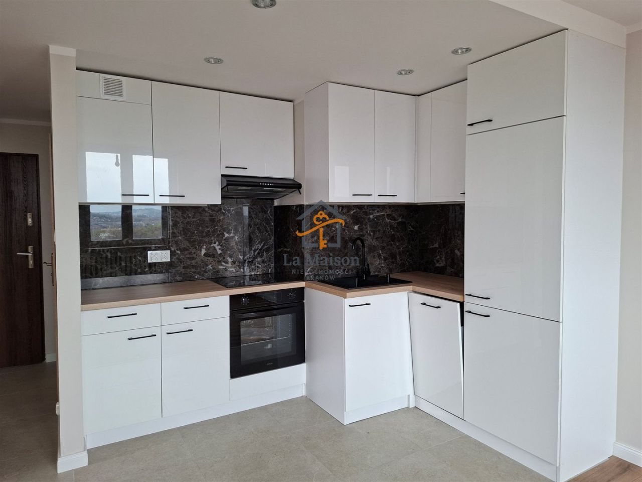 Mieszkanie 3-pokojowe Kraków Nowa Huta. Zdjęcie 1