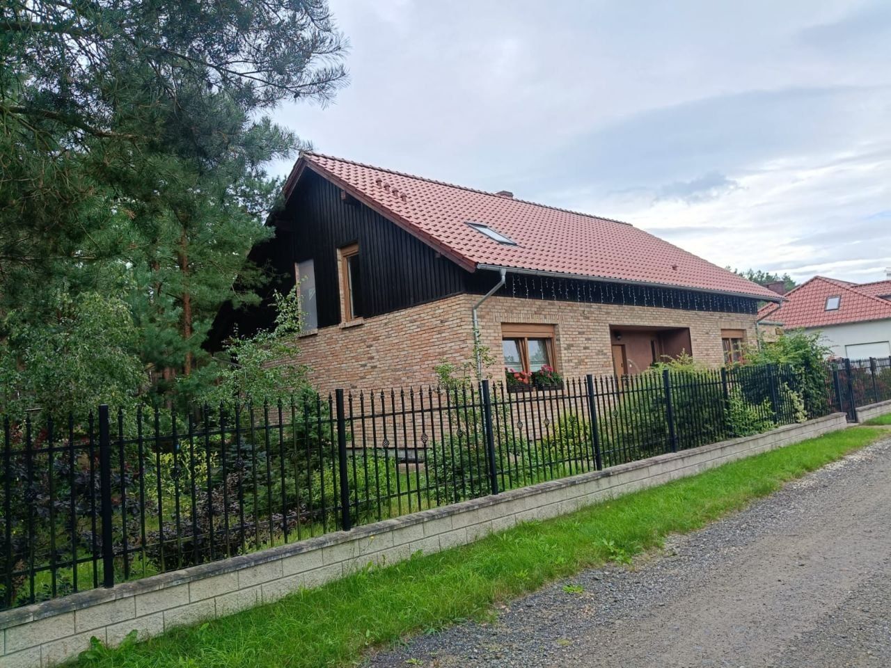 dom wolnostojący, 4 pokoje Ciecierzyce, ul. Leśna. Zdjęcie 17