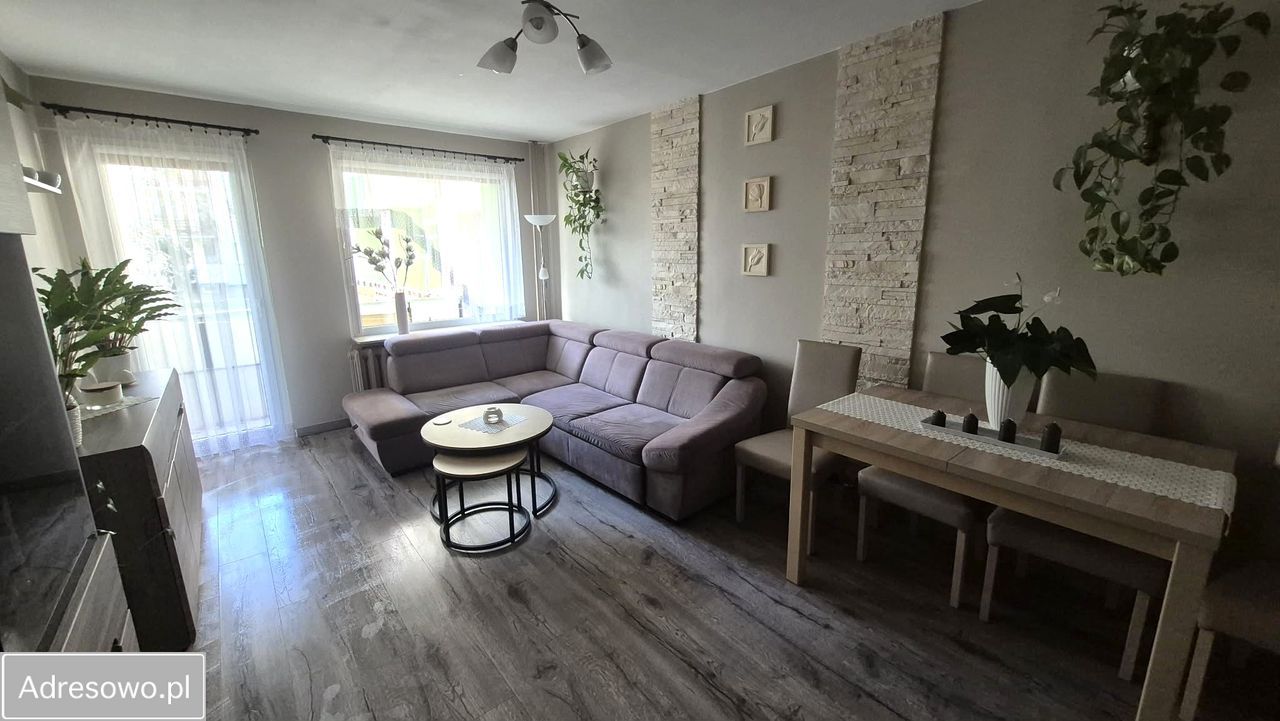 Mieszkanie 3-pokojowe Legnica Piekary Wielkie, ul. gen. Michała Tokarzewskiego-Karaszewicza. Zdjęcie 2