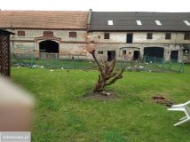 dom wolnostojący, 6 pokoi Stoszowice. Zdjęcie 3