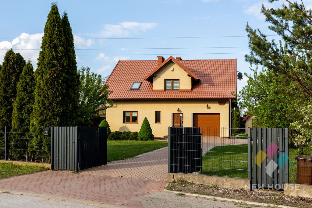 dom wolnostojący, 4 pokoje Lipowa Góra Wschodnia. Zdjęcie 1