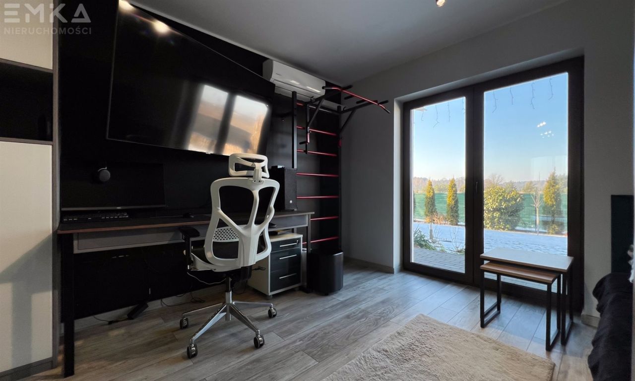 dom wolnostojący, 4 pokoje Podole. Zdjęcie 10