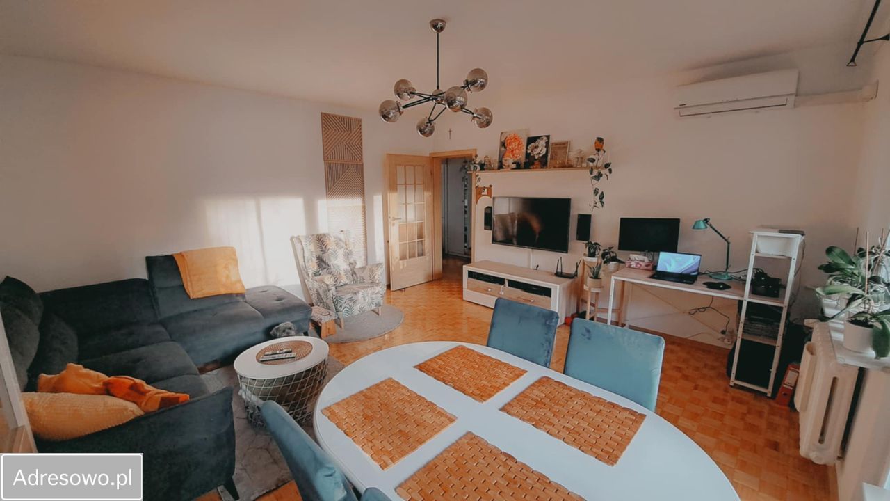 Mieszkanie 3-pokojowe Warszawa Gocław, ul. Jana Nagórskiego. Zdjęcie 1