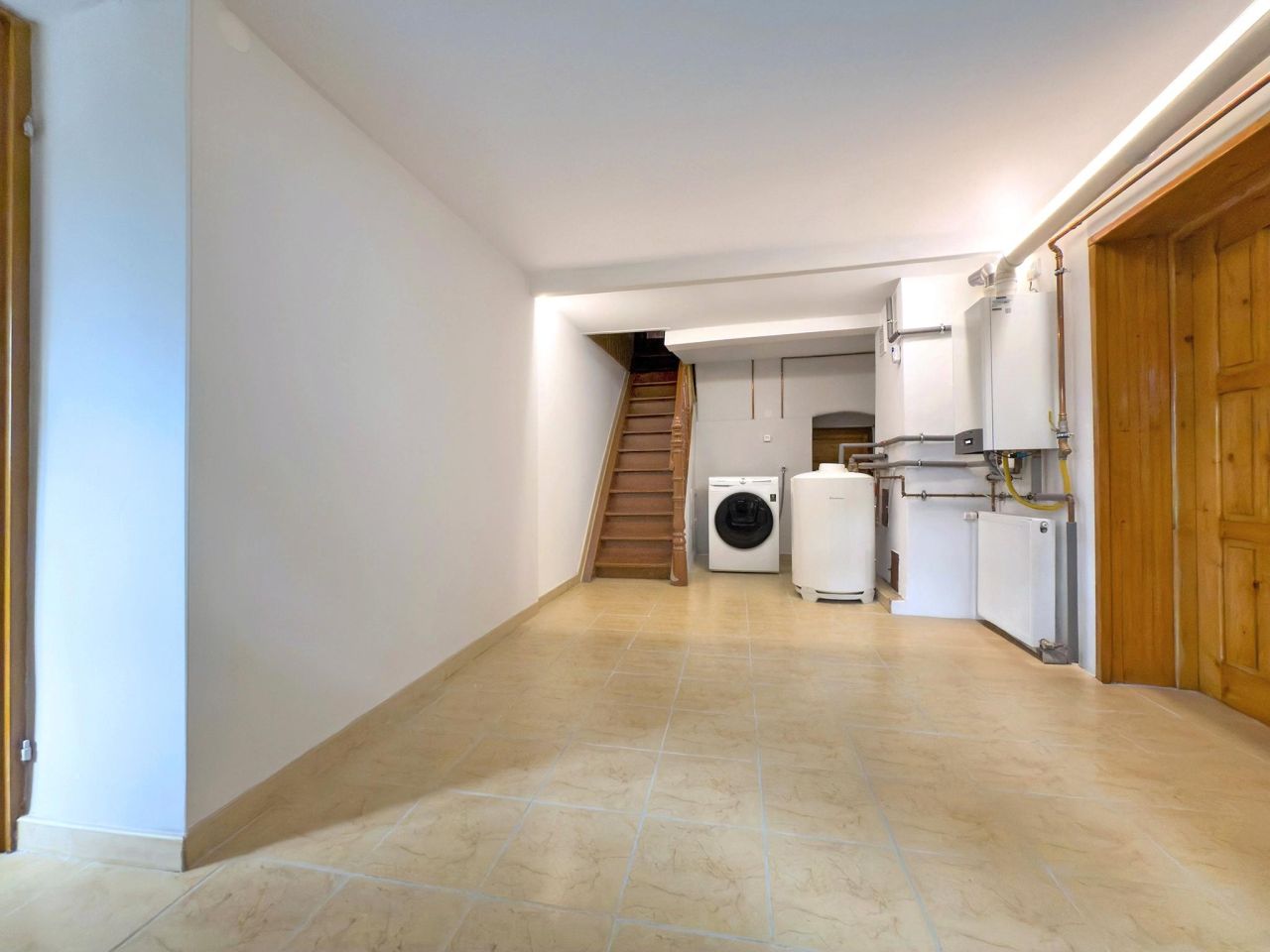 dom wolnostojący, 6 pokoi Kamienna Góra Daleszów Dolny, ul. Wiejska. Zdjęcie 9