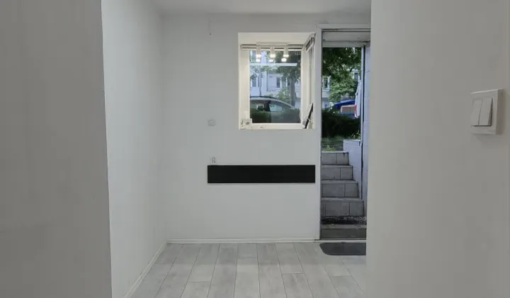Lokal Warszawa Mokotów, al. Niepodległości