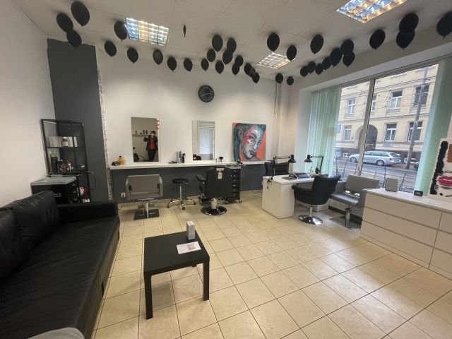 Lokal Szczecin Centrum, al. Wyzwolenia. Zdjęcie 4