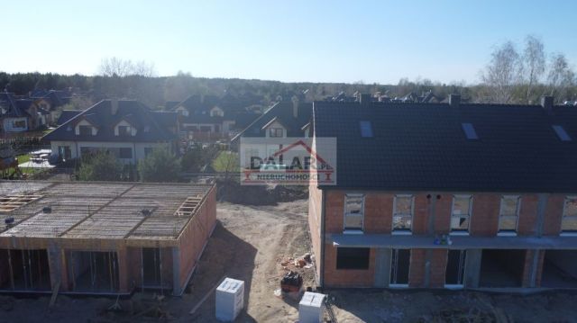 dom szeregowy Kąty, ul. Szumiących Traw. Zdjęcie 9