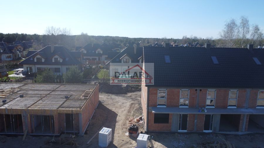 dom szeregowy Kąty, ul. Szumiących Traw. Zdjęcie 9