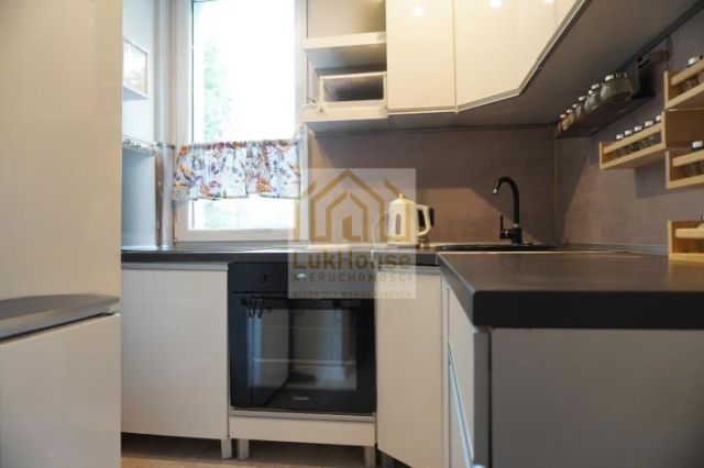 Mieszkanie 2-pokojowe Bytom Rozbark, ul. Arki Bożka. Zdjęcie 2