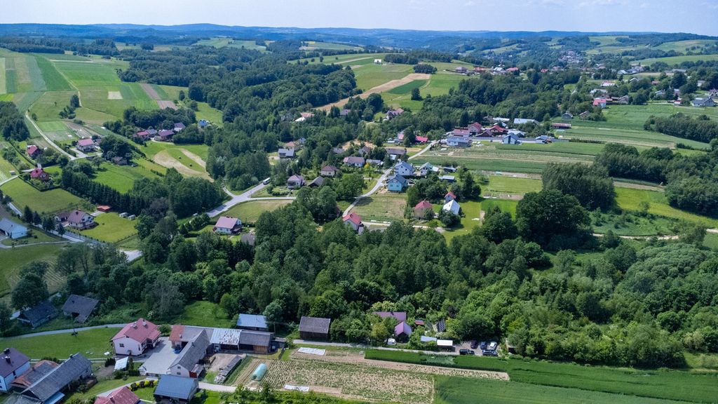dom wolnostojący, 2 pokoje Harta. Zdjęcie 6