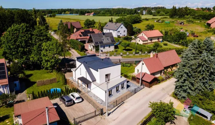 dom wolnostojący, 5 pokoi Dywity, ul. Polna