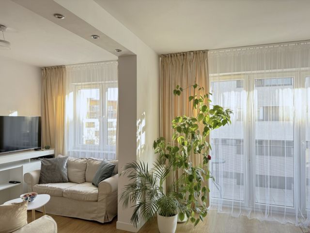 Mieszkanie 3-pokojowe Warszawa, ul. Międzyborska. Zdjęcie 4