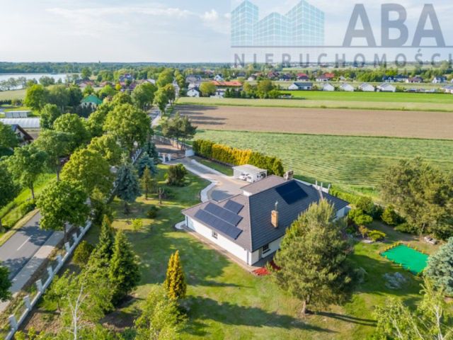 dom wolnostojący, 4 pokoje Stare Miasto, ul. Lisiecka. Zdjęcie 4