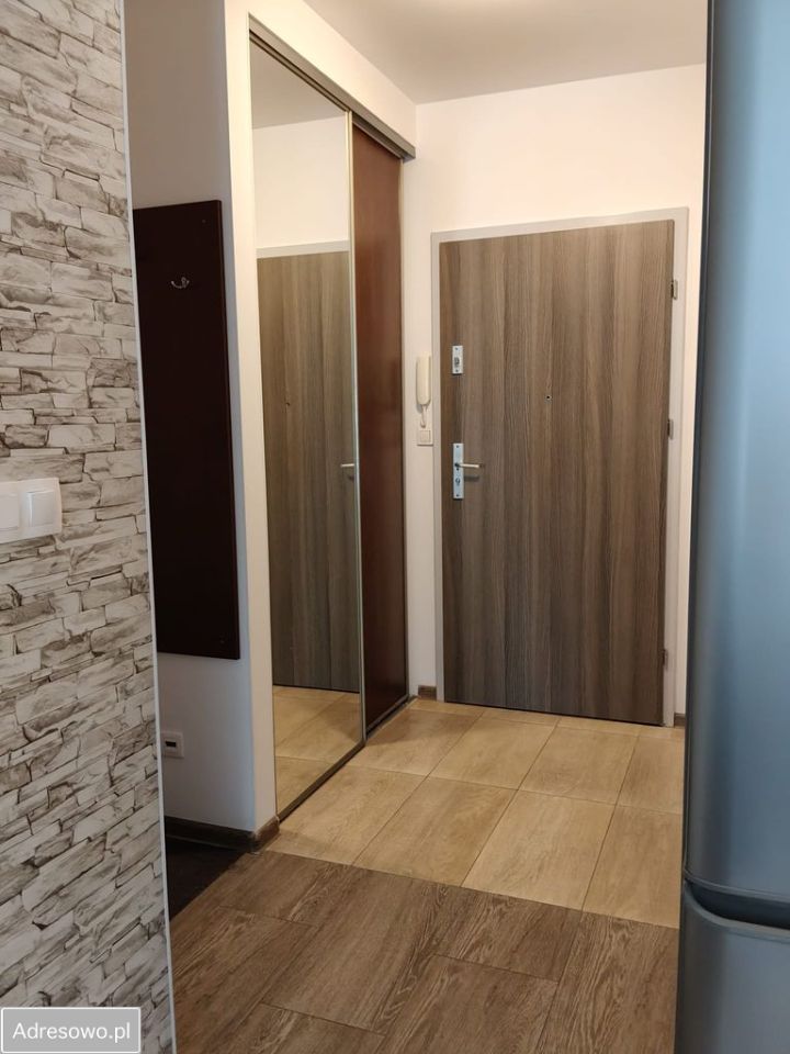 Mieszkanie 2-pokojowe Gdynia Obłuże, ul. Boisko. Zdjęcie 2