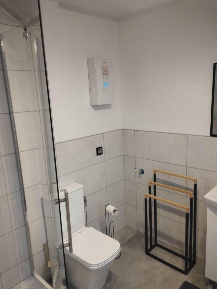 Mieszkanie 3-pokojowe Henryków, pl. Cystersów. Zdjęcie 9