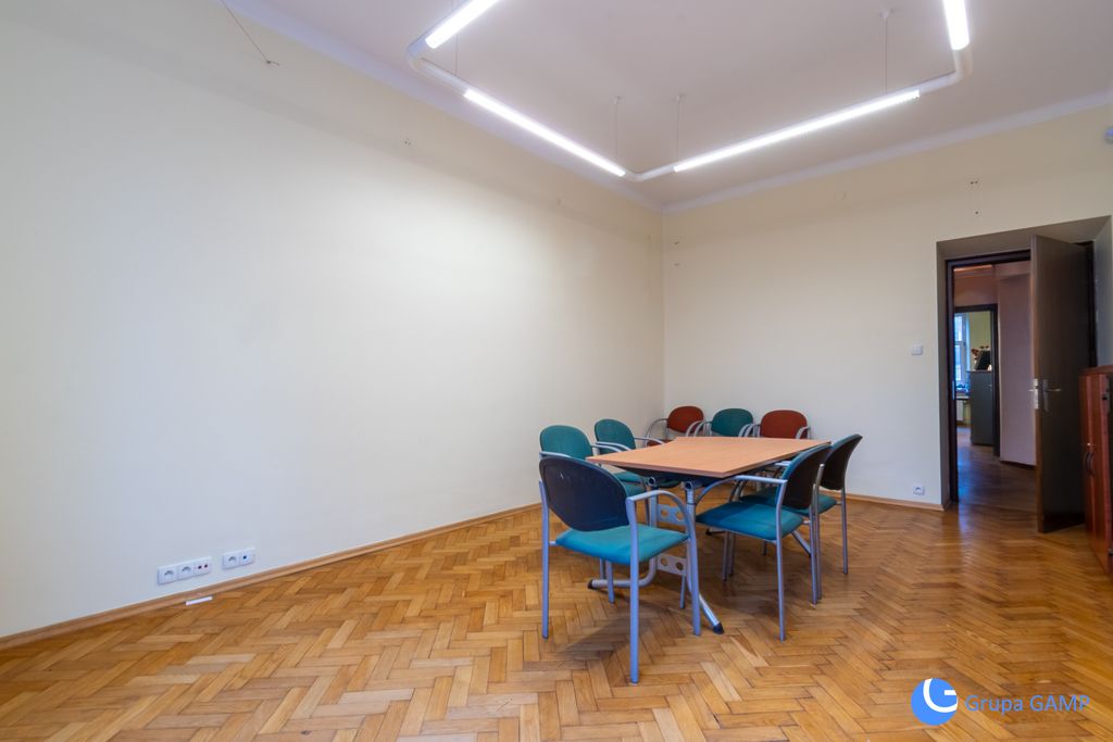 Biuro Kraków, ul. Długa. Zdjęcie 12